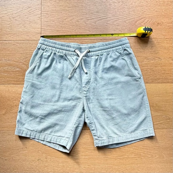 Marine Layer Men's Small Light Gray Canvas Shorts - Picture 3 of 6